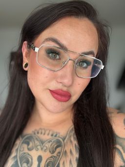 Das Kauferlebnis war angenehm und einfach und ich bin sehr zufrieden.0