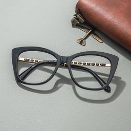 Deangela Schwarz Cateye Brille1