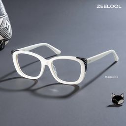 Madeline Weiß Cateye Brille2