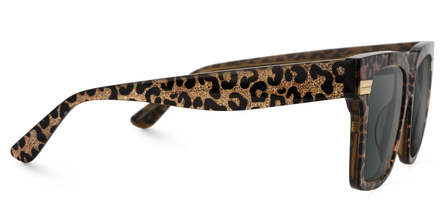 Taylor Braun-Leo Quadratisch Brille2
