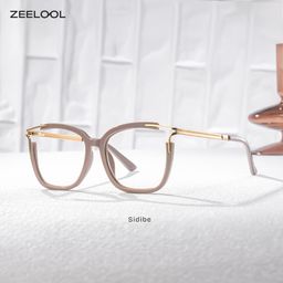 Sidibe Khaki Quadratisch Brille1