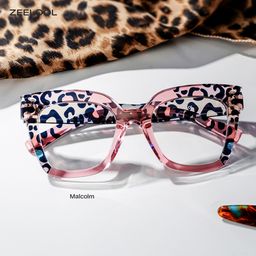Malcolm Rosa-Leopard Rechteckig Brille1
