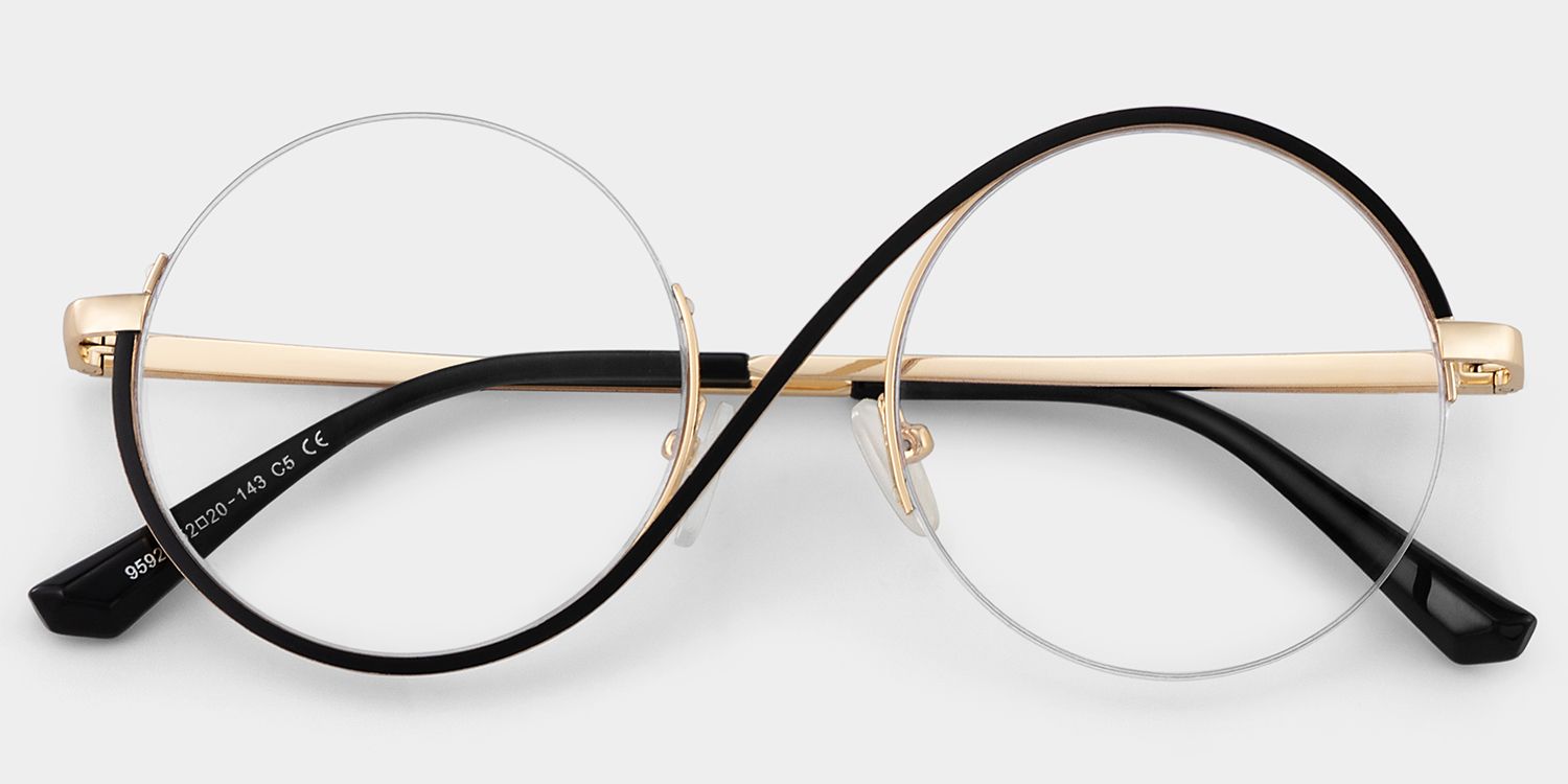 Alina Schwarz Rund Wicked Brille4