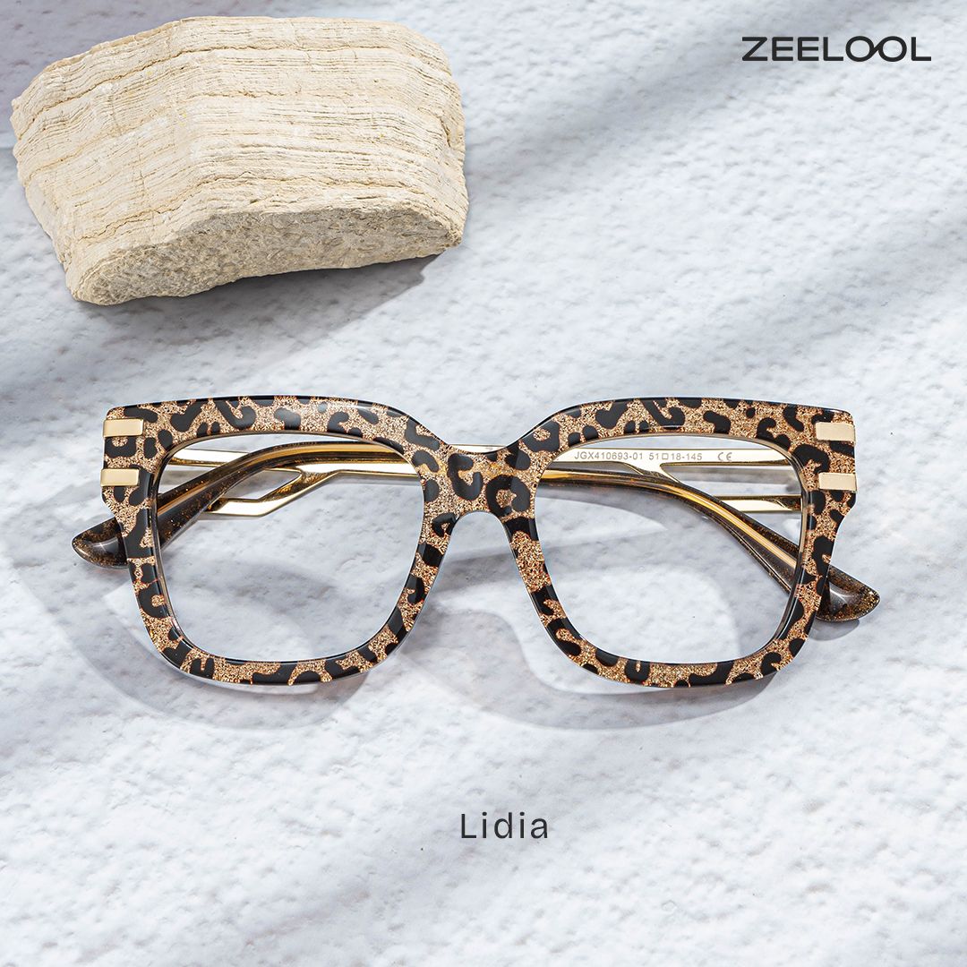 Lidia Braun-Leo Quadratisch Gemischte-Materialien Brille3