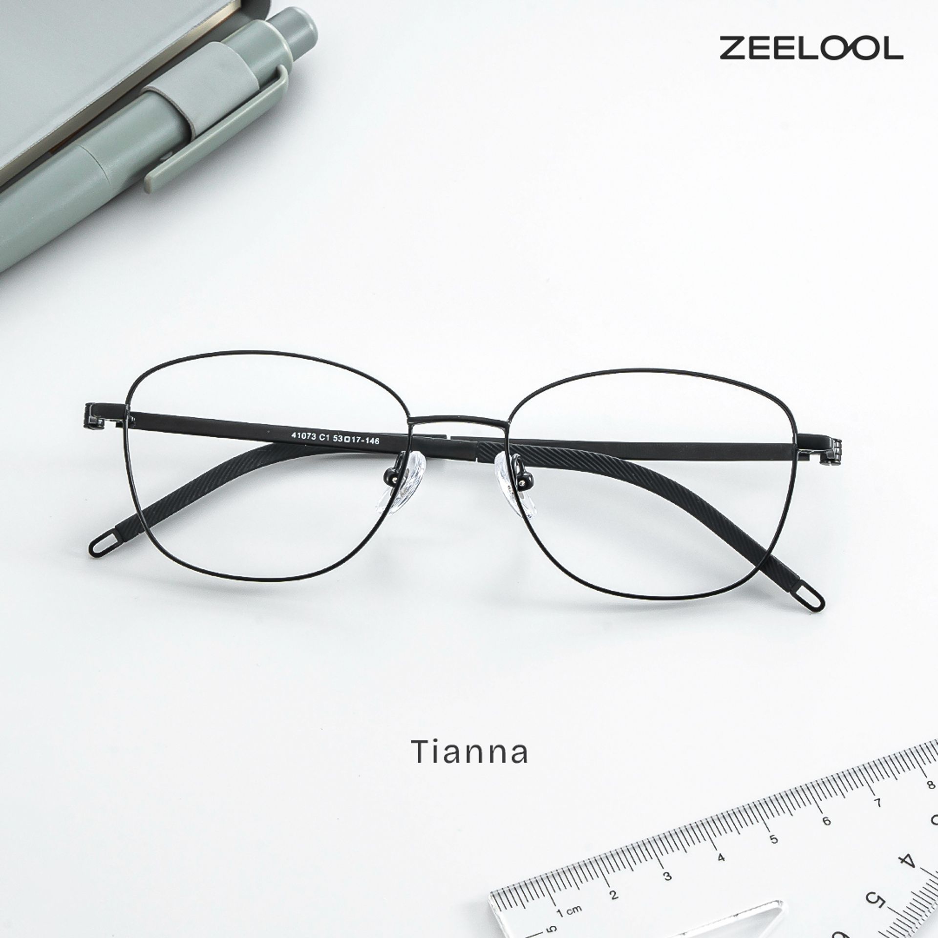 Tianna Schwarz Rechteckig Brille1