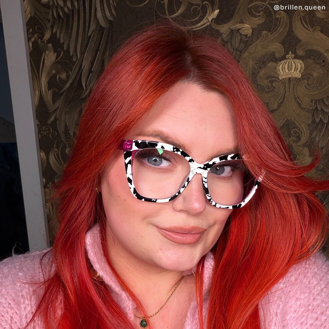 Kira Kuhmuster Schmetterling Brille9