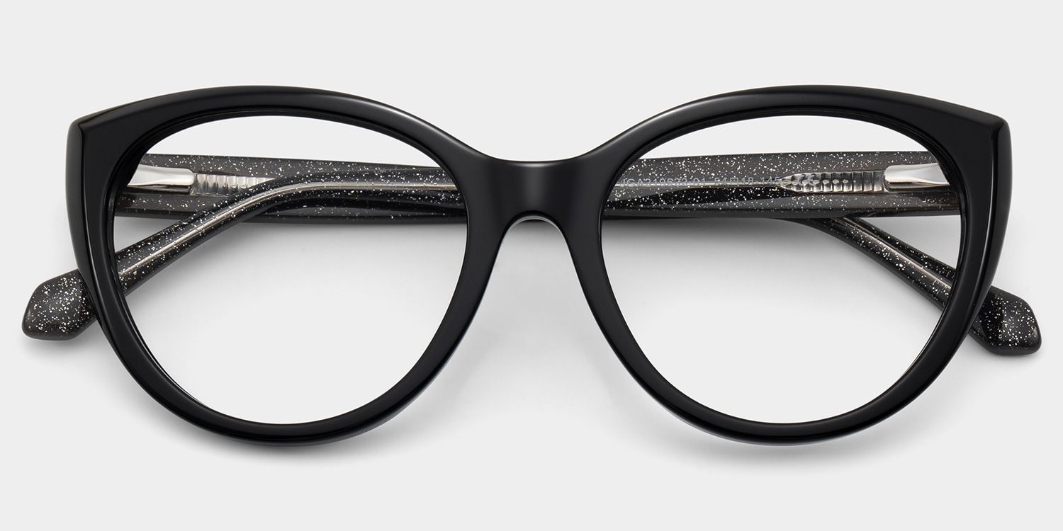 Kiera Schwarz Cateye Brille2