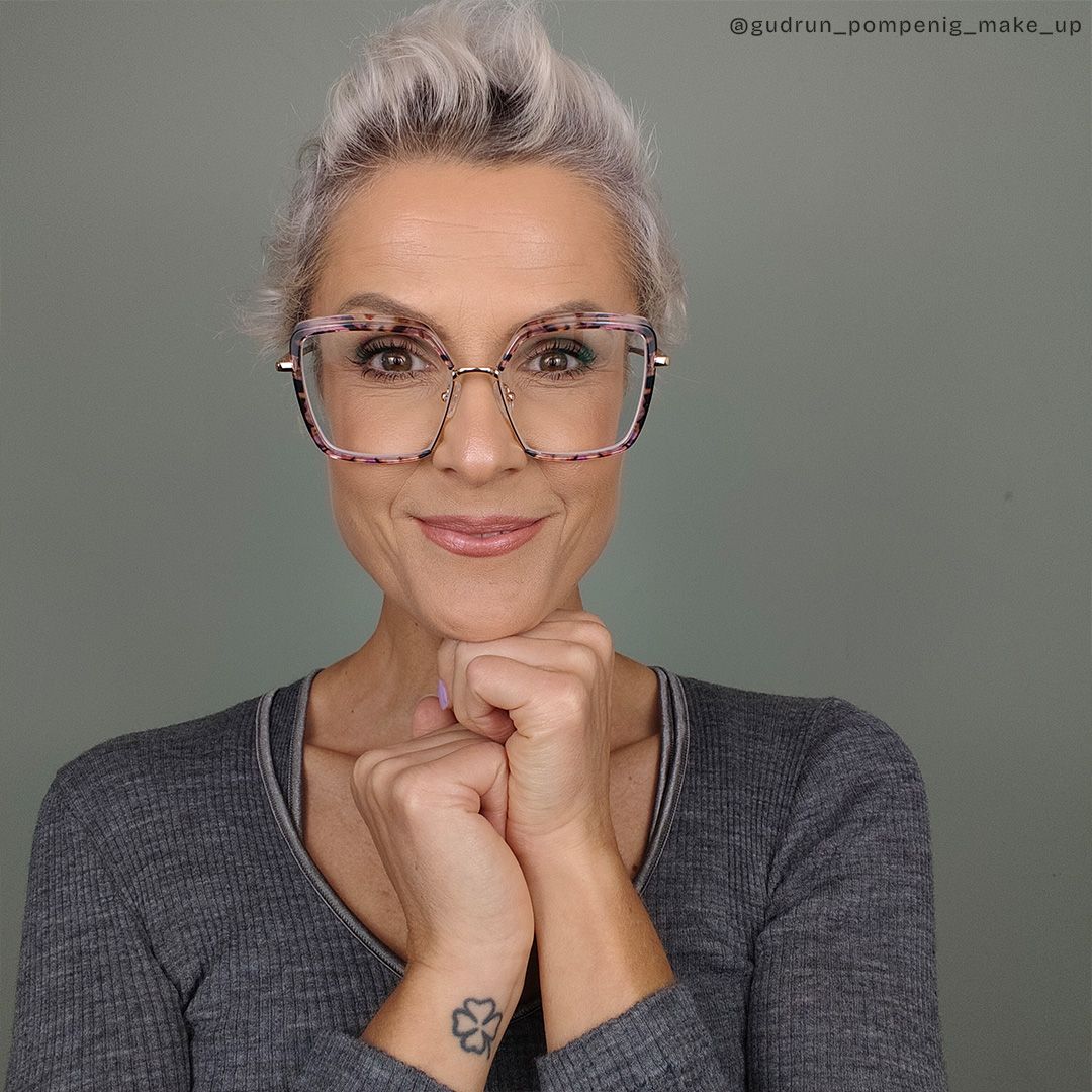 Chris Lila-Blumendruck Geometrisch Gemischte Materialien Brille12