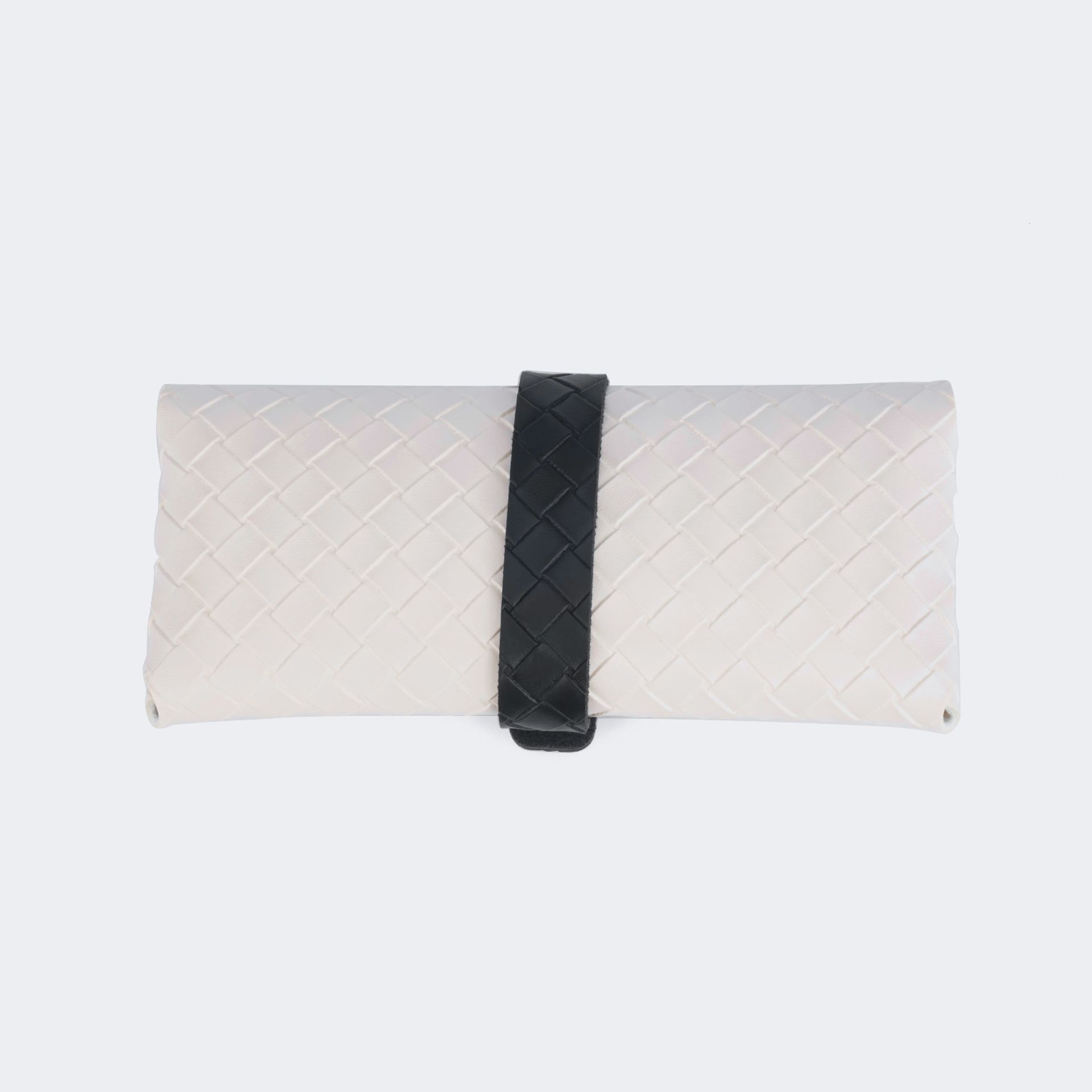 Elouise Weiß Brillenetuis2