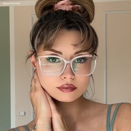 Sidibe Khaki Quadratisch Brille7