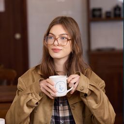 Clementine Braun Quadratisch Brille8