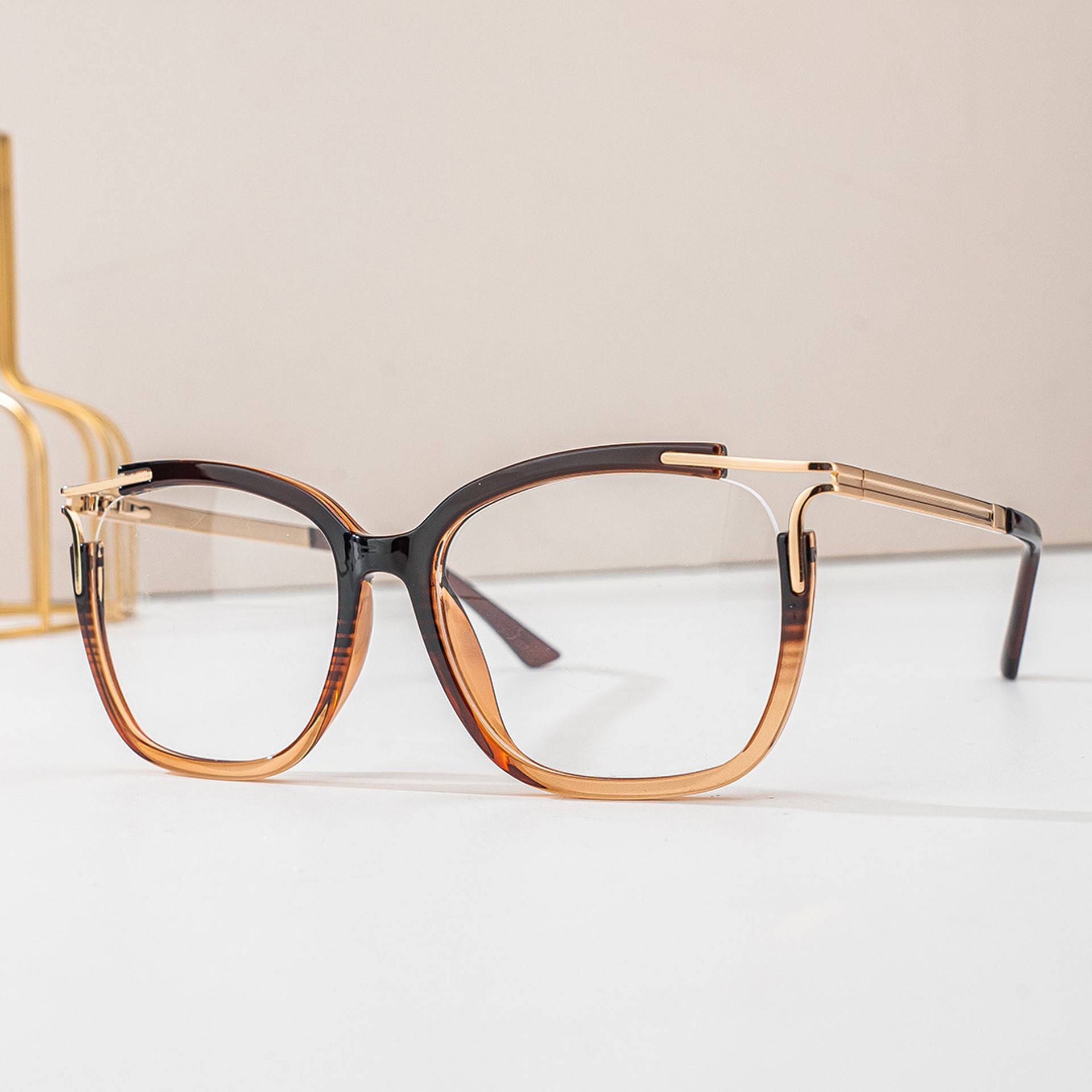 Nuriama Braun Klar Cateye Brille1