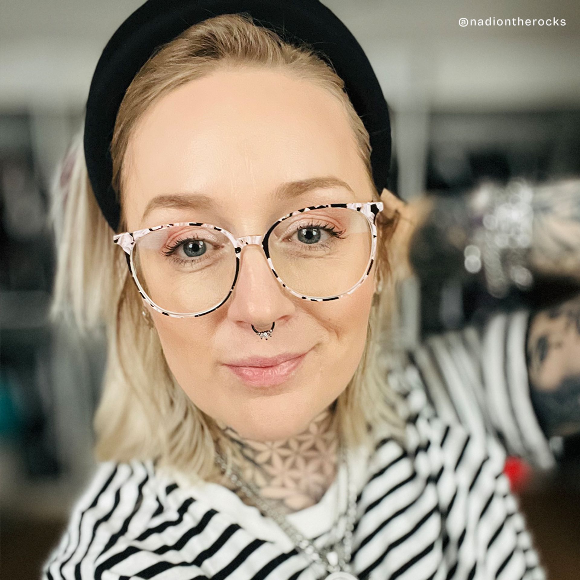 Babbage Blumendruck-Rosa Rund Brille7