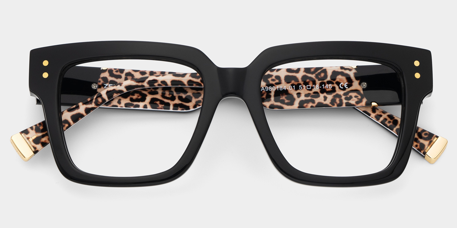 Caius Schwarz Quadratisch Brille2