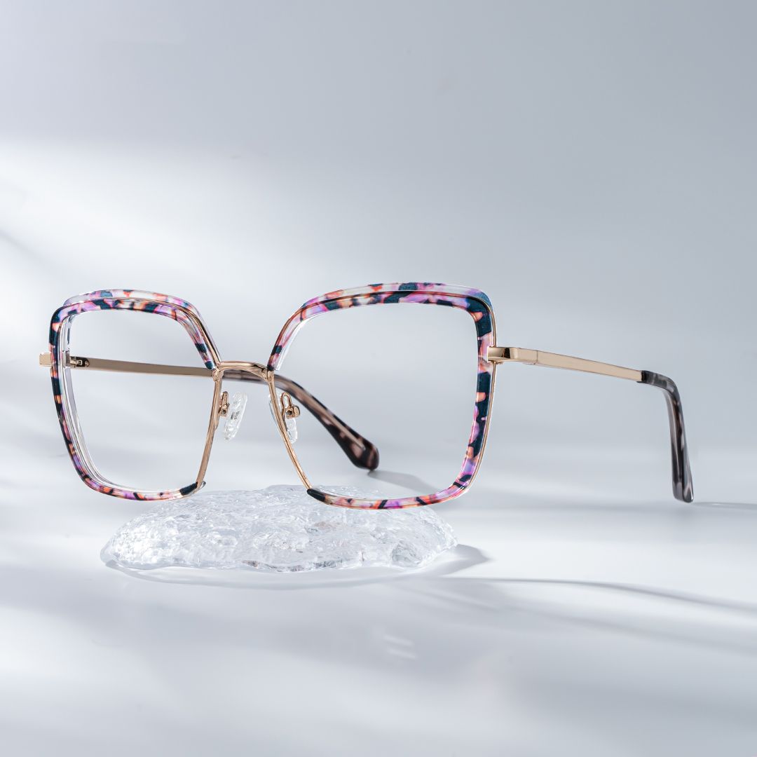 Chris Lila-Blumendruck Geometrisch Gemischte Materialien Brille1