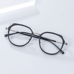 Ofelia Schwarz Geometrisch Brille1