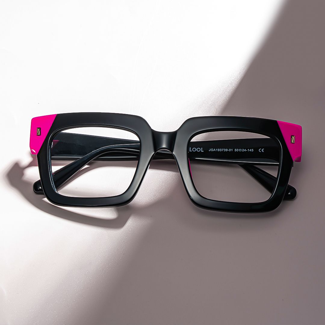 Sarah Schwarz Rechteckig Acetat Brille1