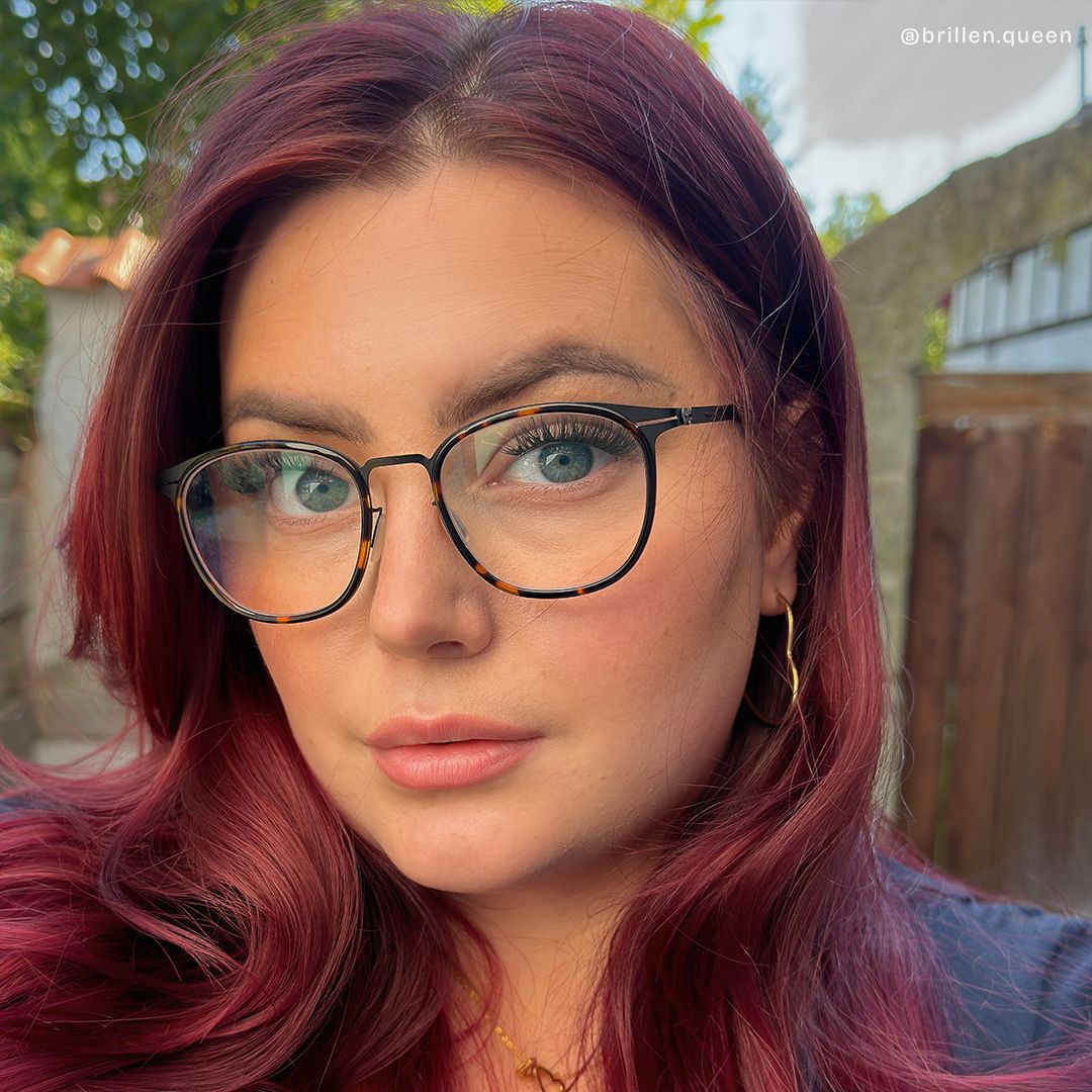 Leonie Tortoise Rund Brille9