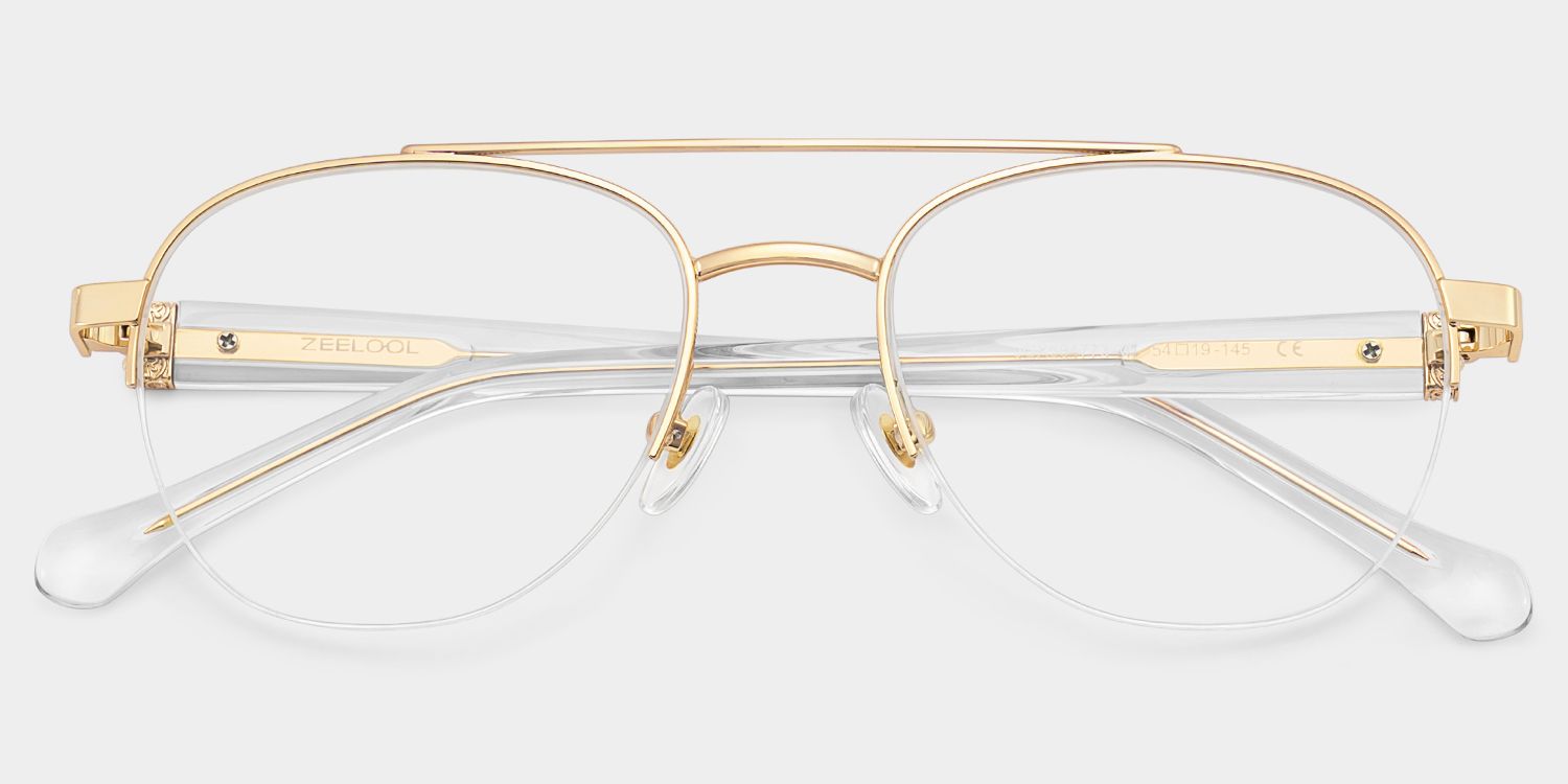 Emily Gold Pilot Brille2