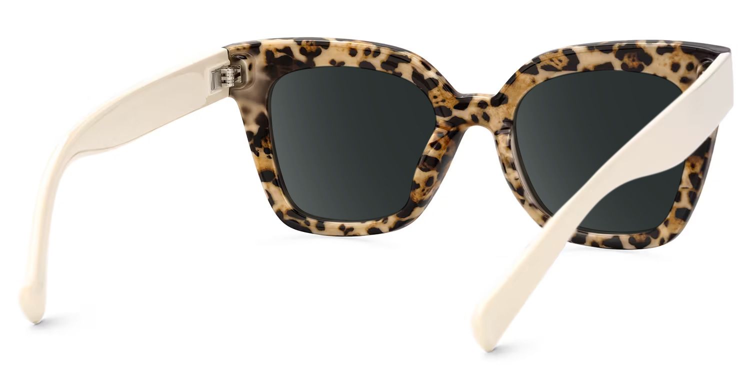 Malcolm Braun Rechteckig Brille3