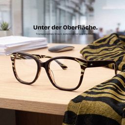 Ivy Braun Quadratisch Brille1