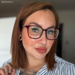 Freya Rot Quadratisch Brille8