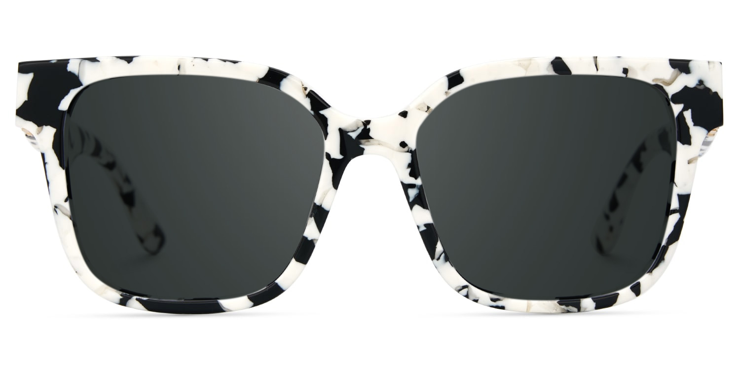 Kerri Kuhmuster Quadratisch Brille gutes Bild