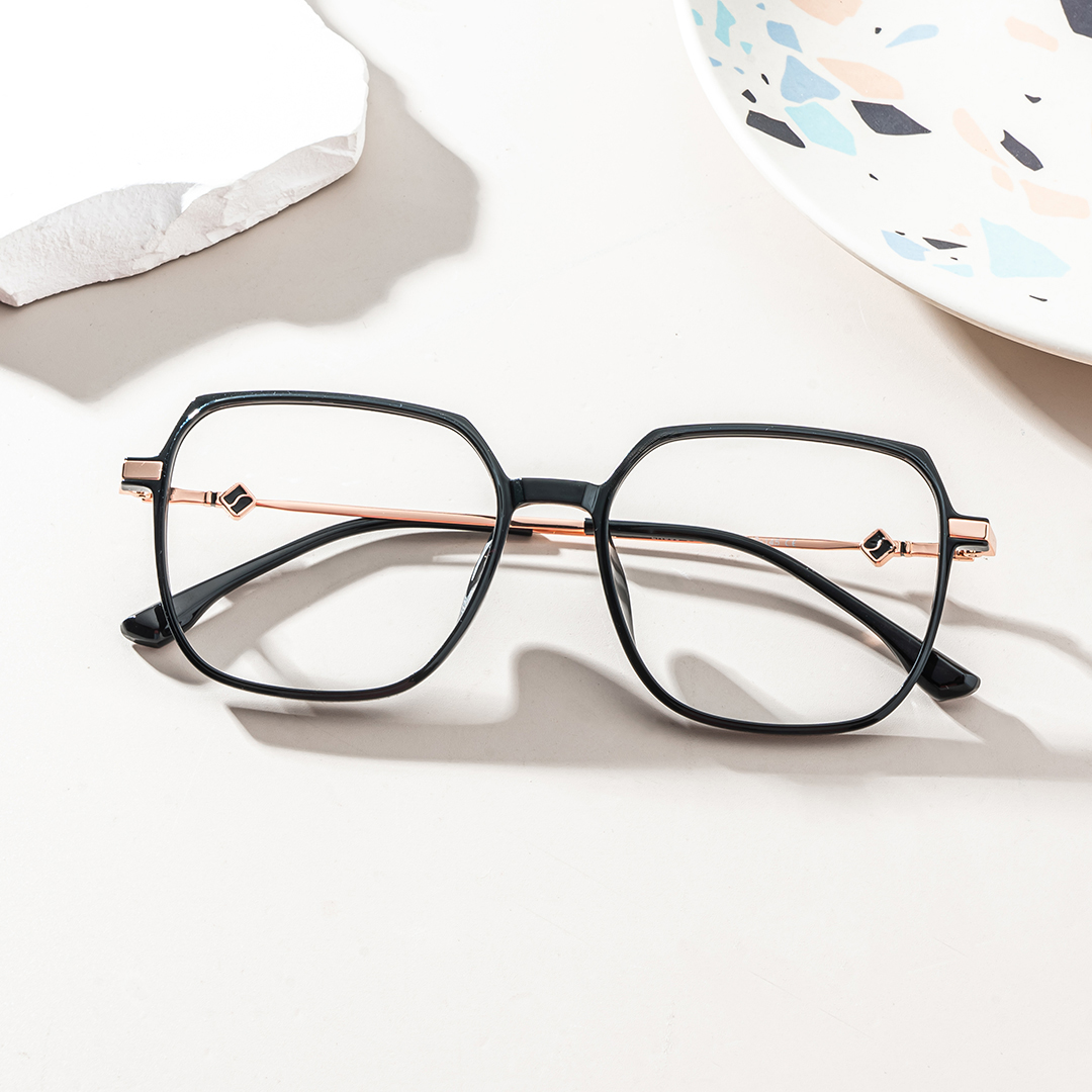 Betsey Schwarz Quadratisch Brille0