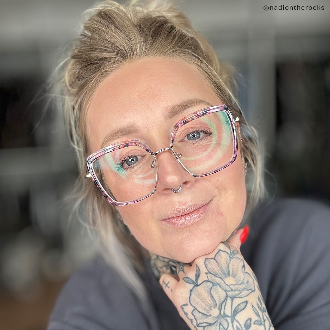 Chris Lila-Blumendruck Geometrisch Gemischte Materialien Brille9