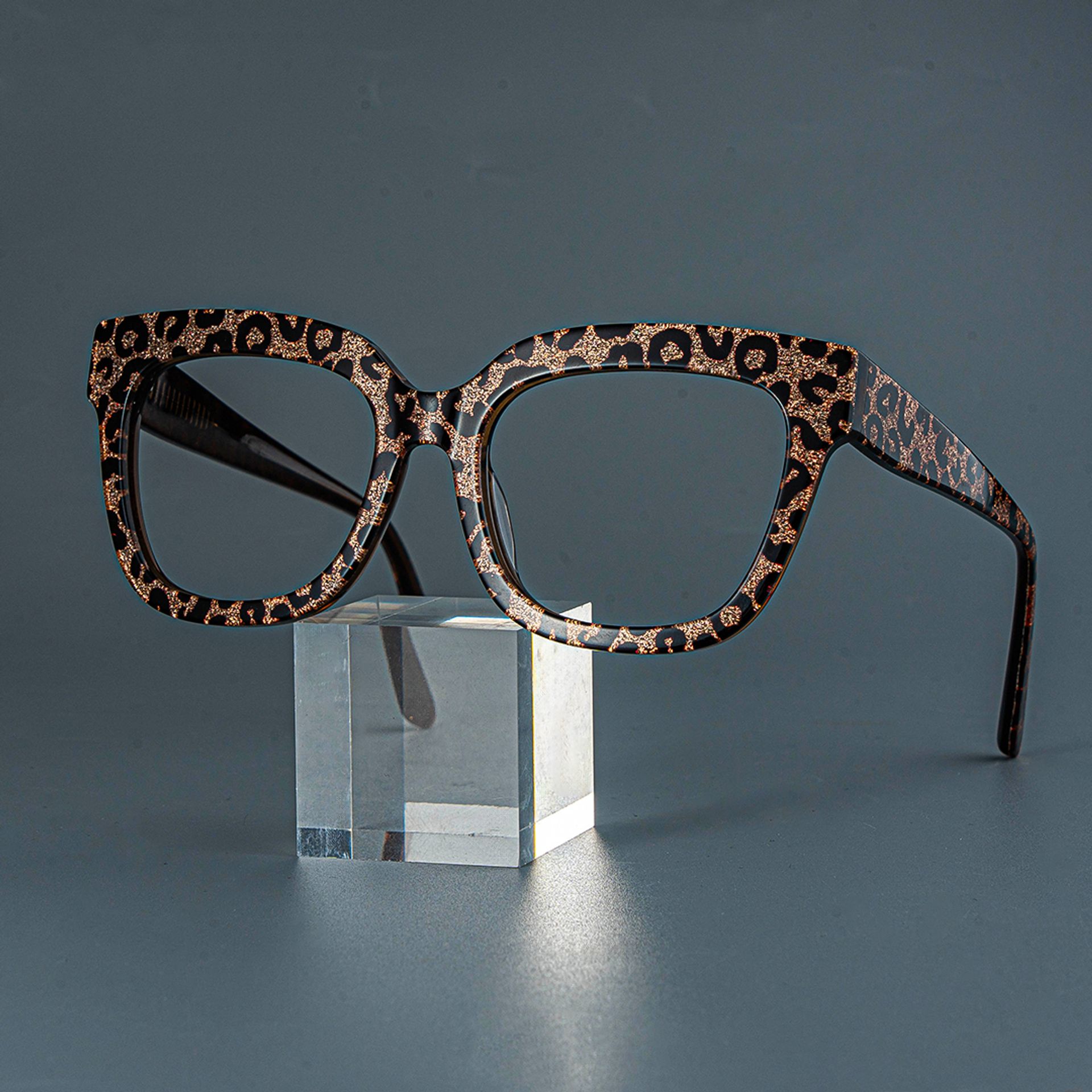 Yaniska Braun-Leo Quadratisch Acetat Brille1