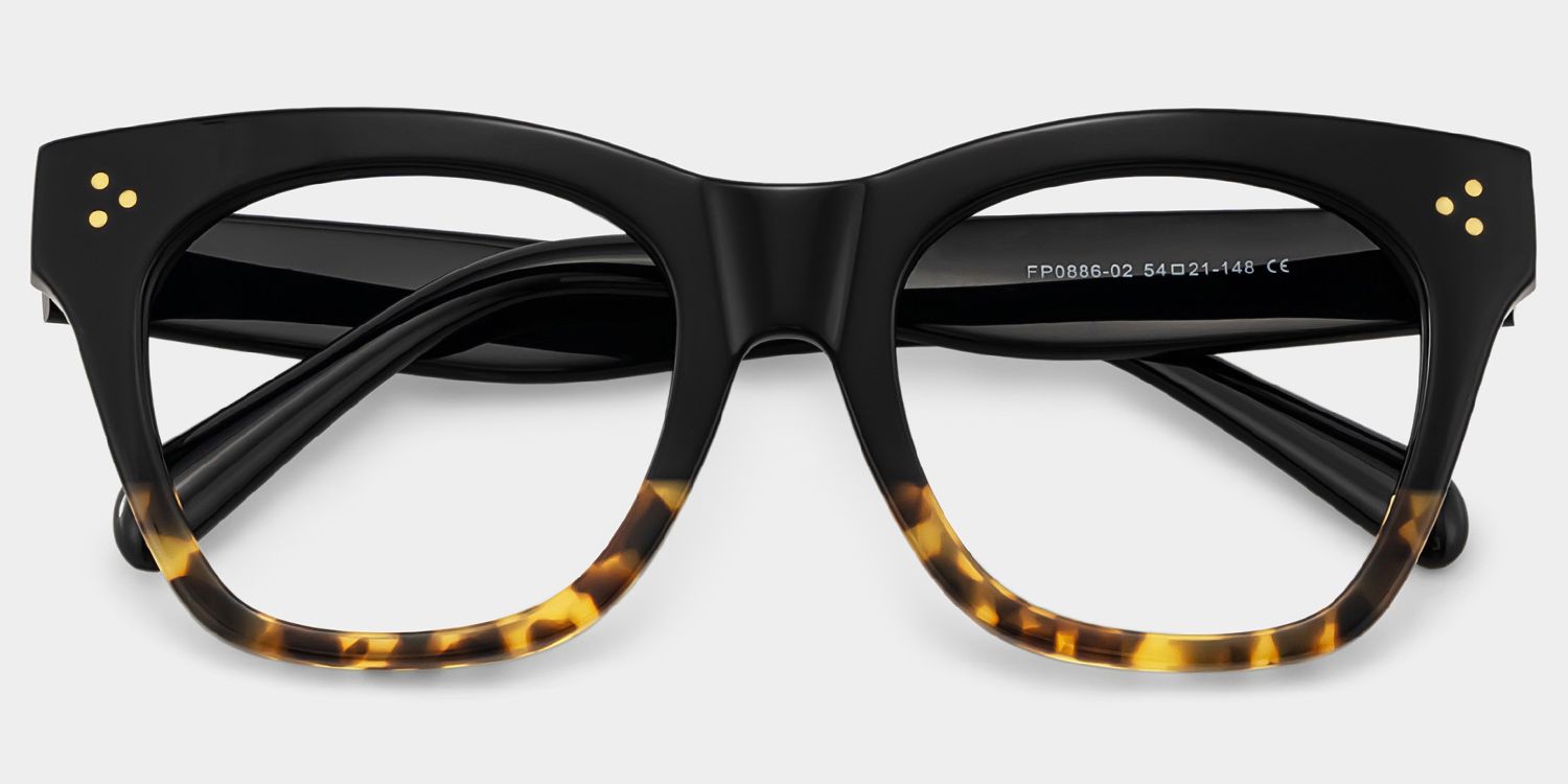 Tandy Tortoise Schwarz Rechteckige Brille1