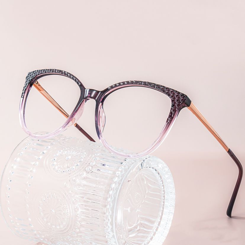Dagmar Dunkellila Quadratisch Brille