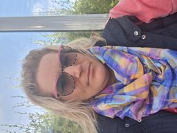 traumhaft  schöne Brille ,top Quakutät und Design ....ich liebe  es si0