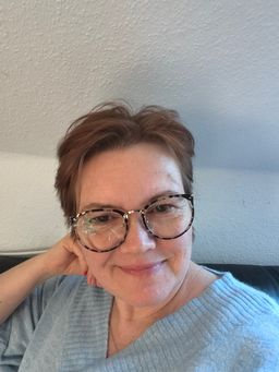 Ich hätte nicht gedacht das die Brille so eine gute Qualität hat! Vera0