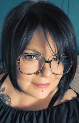 Ich war erst skeptisch wegen der Form, aber ich liebe diese Brille! Su0
