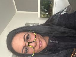 Ich liebe das Pilotenartige Design, 

Dazu die grelle Farbe von gelb /0