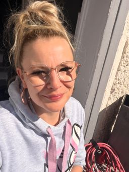 Richtig schöne Passform von bis sie sieht so super aus0