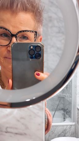 Quality: Klasse gut verarbeitet 
Prescription: Gleitsichtgläser
Price:0