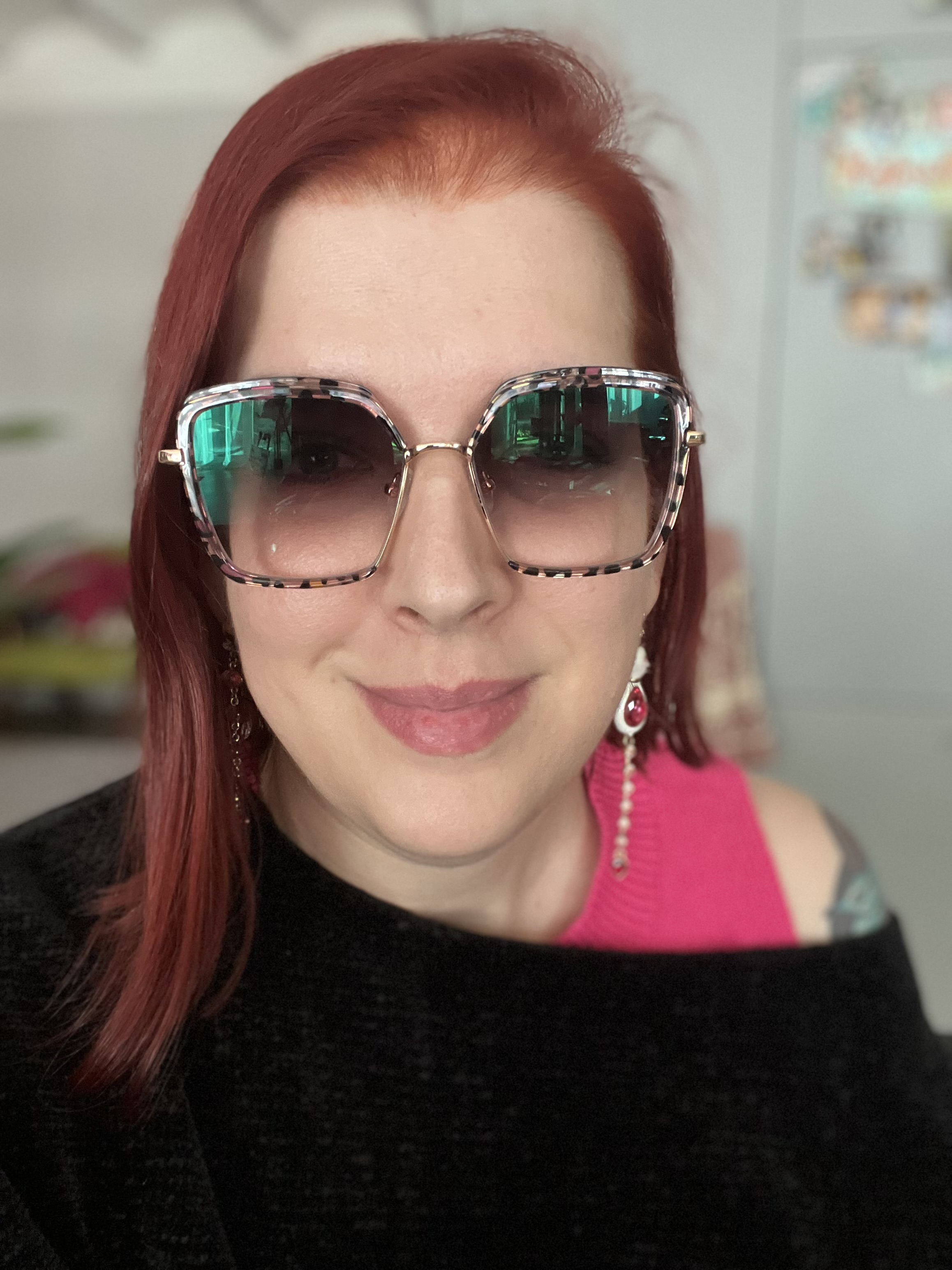 Ich habe diese Brille als Sonnenbrille sowie normale Brille gekauft un0