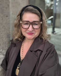 Schnelle Lieferung, tolle Brille mit guter Passform und mega Leo-Desig0