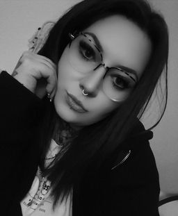 Süße Brille. Ich liebe große Brillen und werde hier bei zeelool immer0