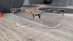 Schon die zweite Brille die ich mir bestellt habe. Kann ich sehr empfe0