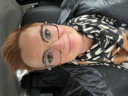 Ich habe für diese Brille schon unzählige Komplimente bekommen. Liebe 1