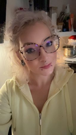 Quality: Top
Price: Top
Size: Top
Absolut die Brille passt wie angegos0