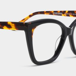 Kira Schwarz Schmetterling Brille5