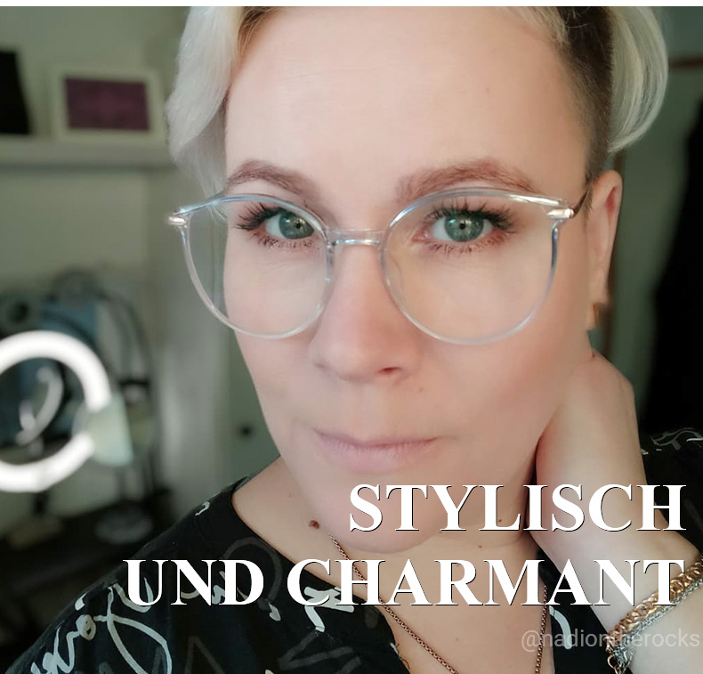 Yadejah Blau Kristall Cateye Brille