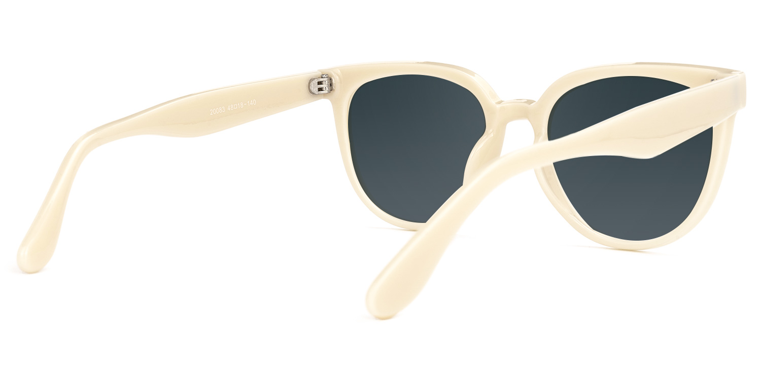 Becki Weiß Cateye Sonnenbrille3