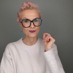 Ich liebe die Perlenverzierung darauf!1