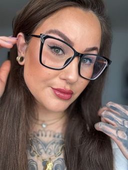 Die vielseitigen schwarzen Rahmen sind toll!1