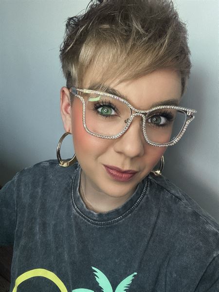 Sehr leuchtende Brille, ich liebe es!1